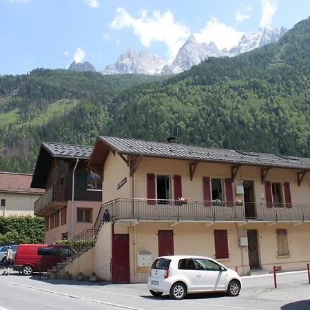 Maisonnee - A Charming Haven Apartman *