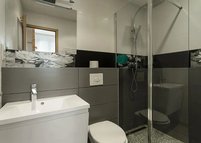 Daire Maisonnee - A Charming Haven Chamonix